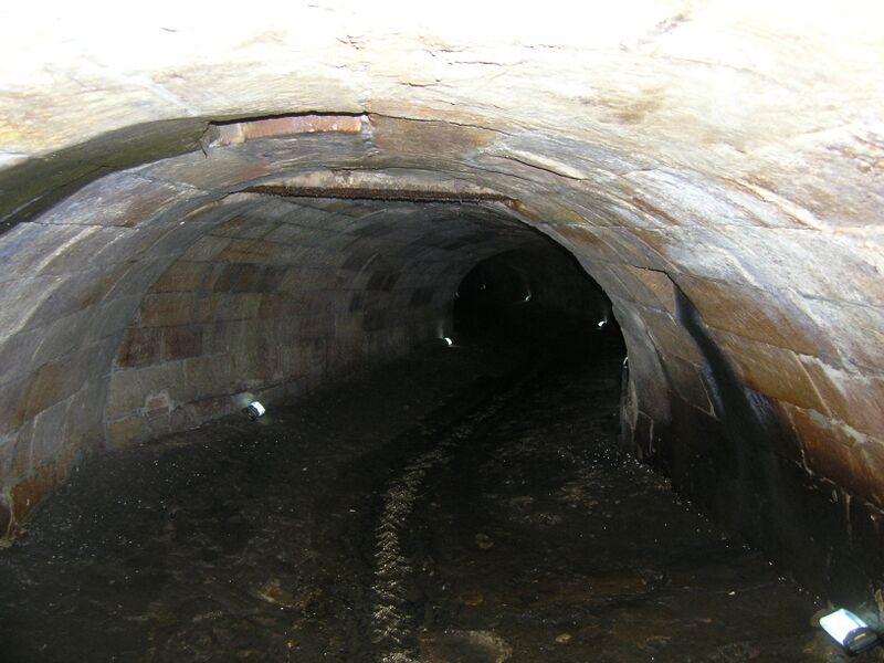 Файл:Tank Stream.jpg
