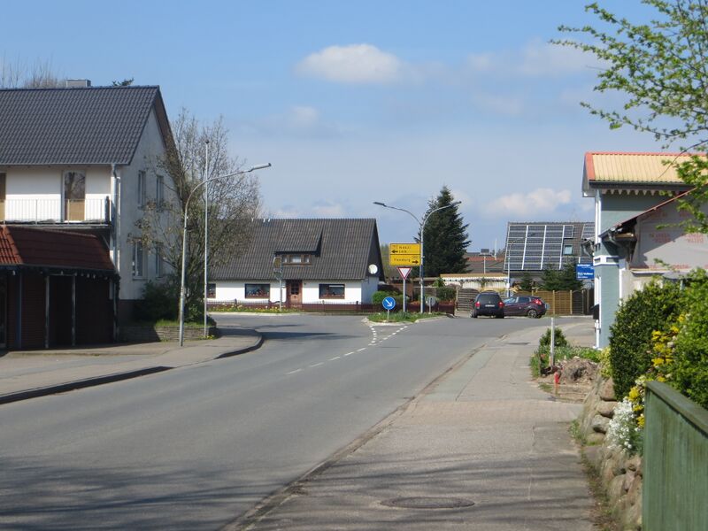 Файл:Ortsmitte Schafflund 2014.JPG