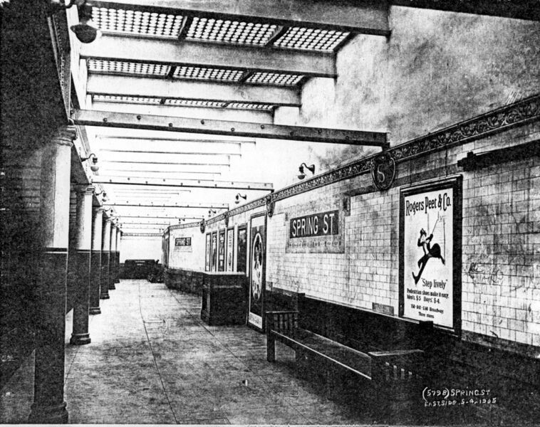 Файл:Spring Street IRT 1905.jpg