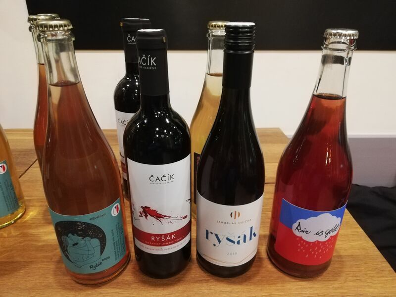 Файл:Rysak wines.jpg