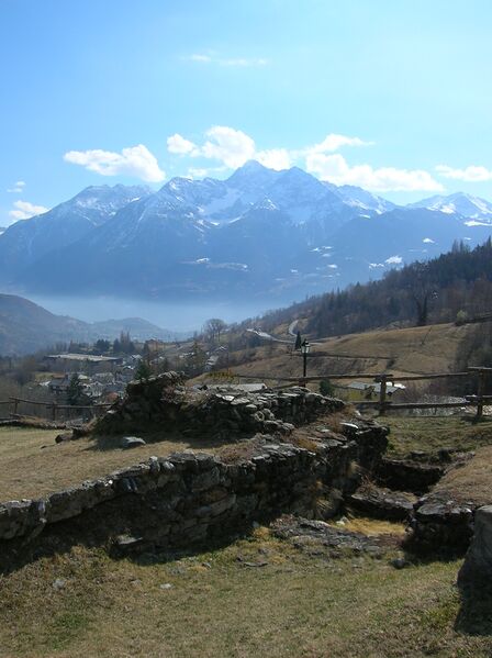 Файл:Torre di Gignod 3.JPG