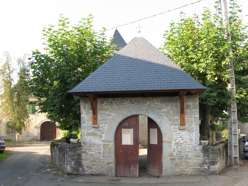 Файл:Verdets eglise 002.JPG