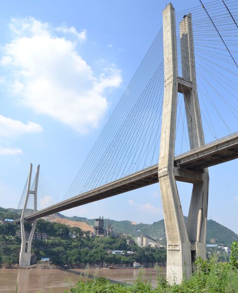 Файл:Diwei Yangtze River Bridge.JPG