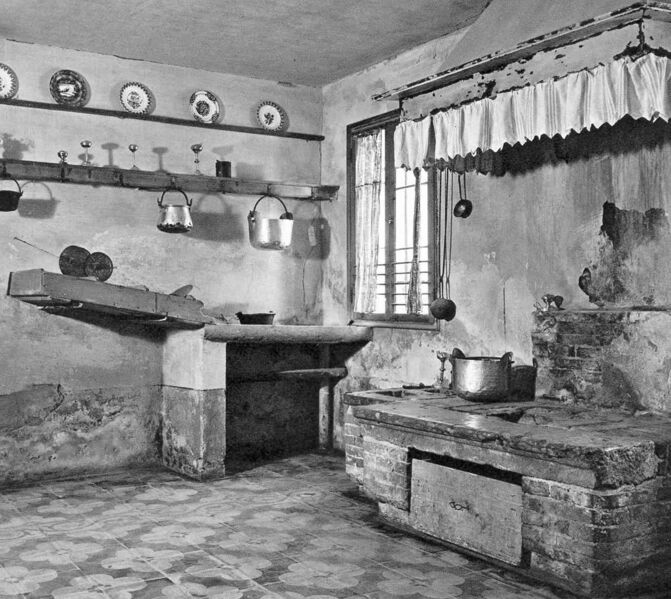 Файл:PiusXkitchen.jpg