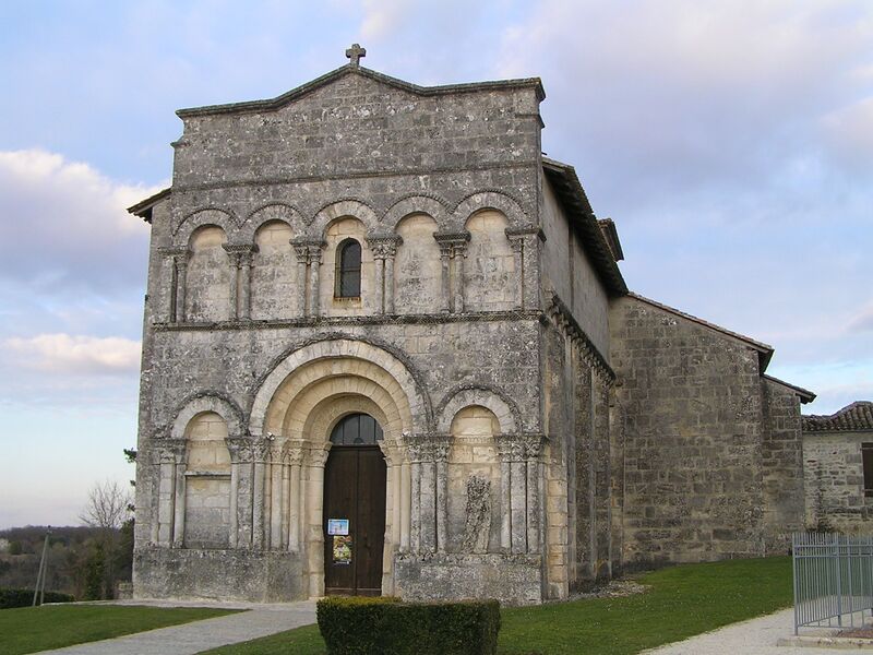 Файл:Dirac, Charente, France, église.jpg