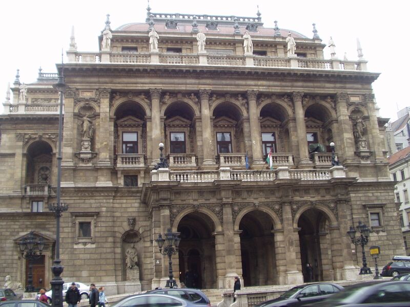 Файл:Opera theatre Budapest 2.JPG