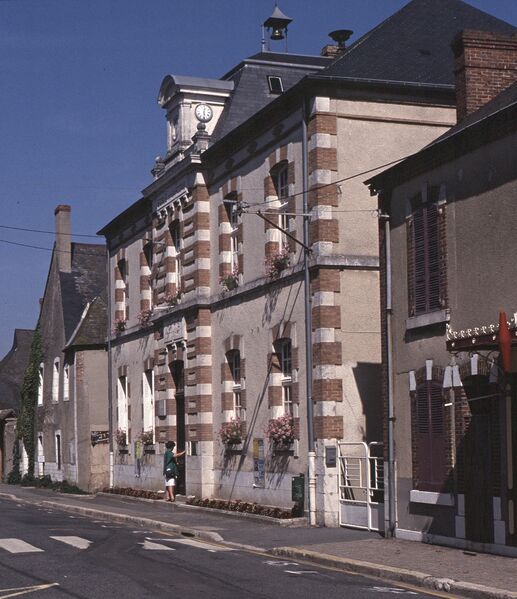 Файл:19930902a La Chapelle-d'Angillon.jpg
