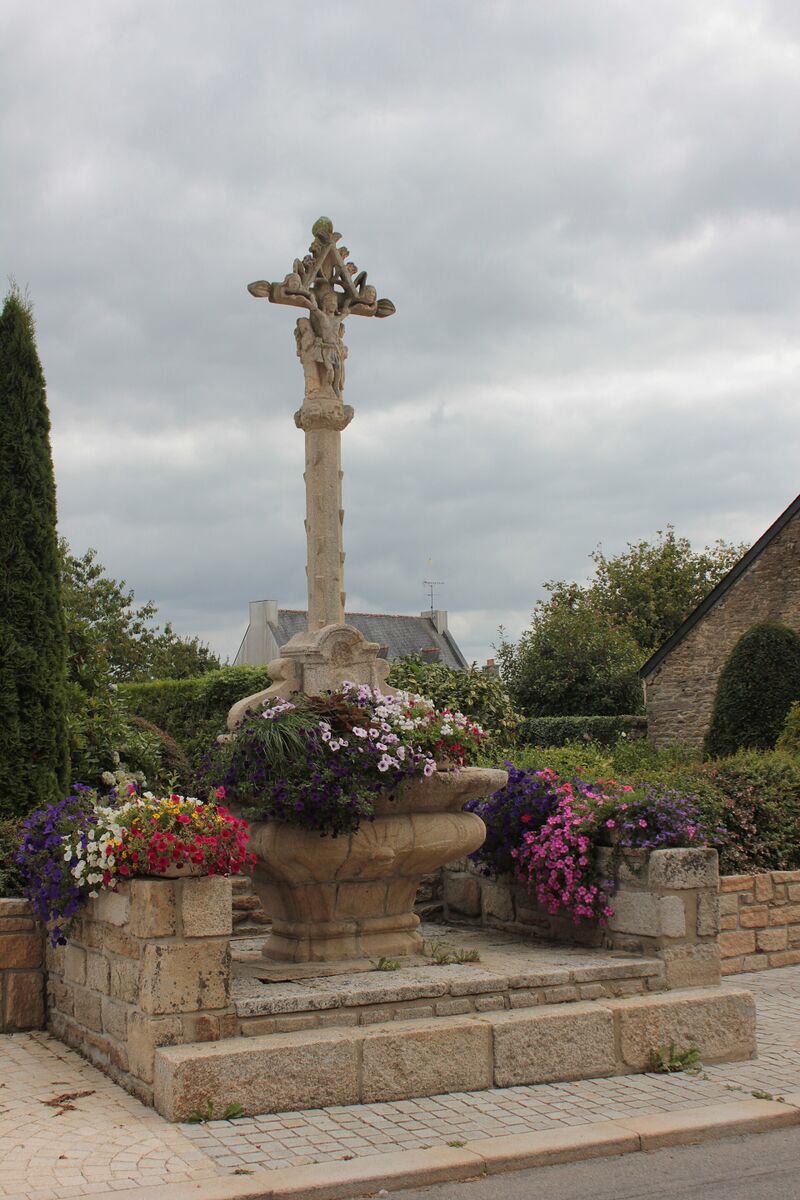Файл:Calvaire de Moréac.JPG