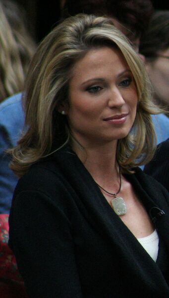Файл:Amy Robach.jpg