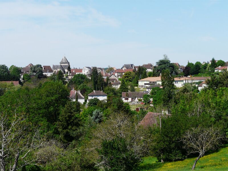 Файл:Thenon bourg (2).JPG
