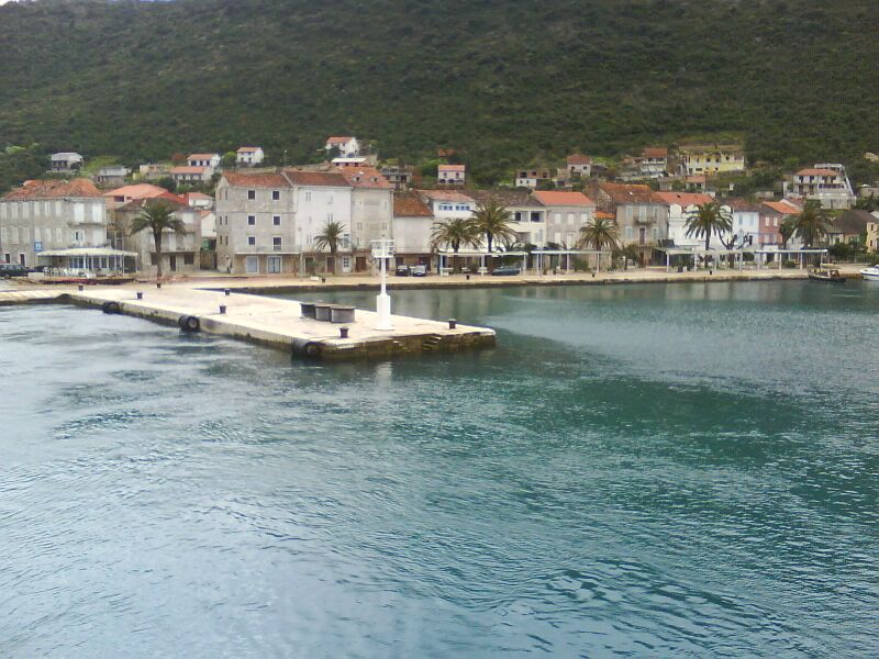 Файл:Trpanj08166.JPG