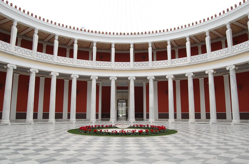 Файл:Zappeion atrium.JPG