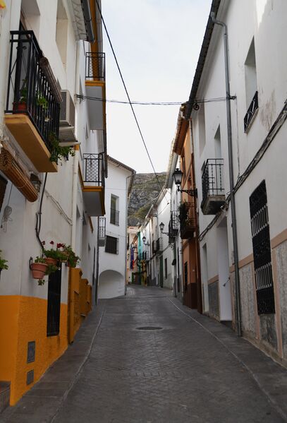 Файл:Carrer de Famorca.JPG
