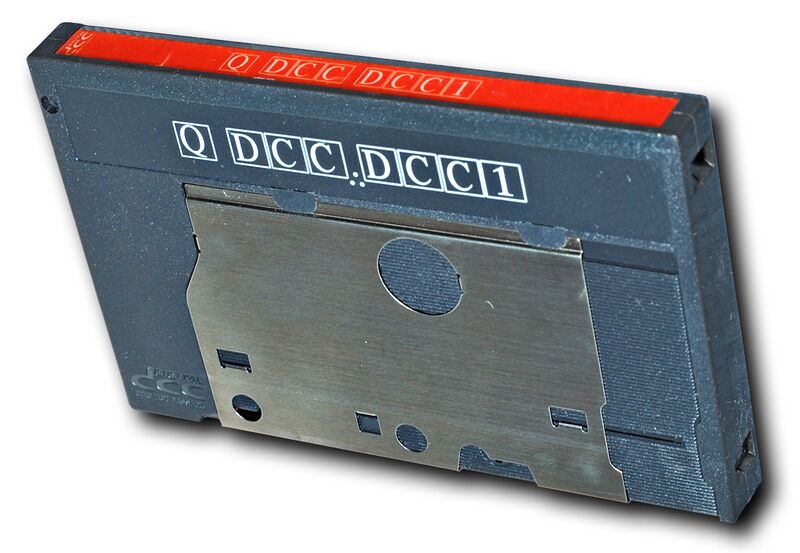 Файл:Digital Compact Cassette rear.jpg