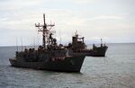 Tobruk и HMAS Adelaide в 1992 году