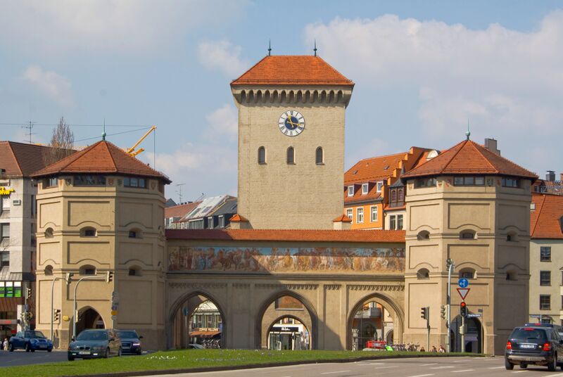 Файл:Isartor, Múnich, Alemania02.JPG