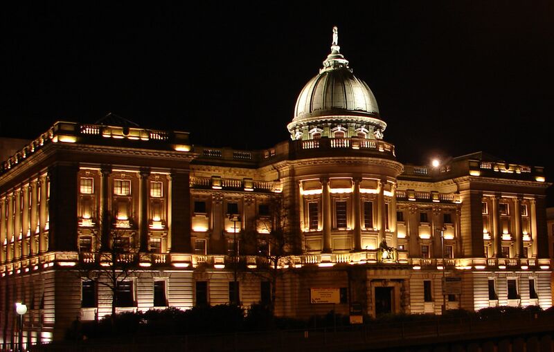 Файл:Mitchell library.jpg