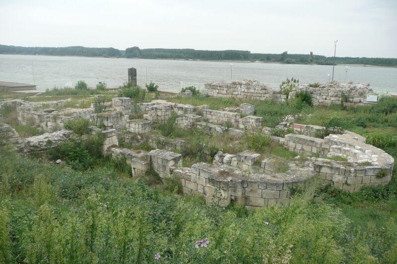 Файл:Silistra basilica.JPG