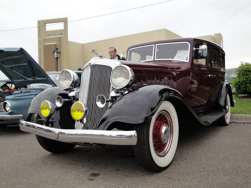 Файл:33 Chrysler Imperial.jpg