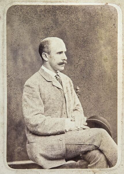 Файл:Charkovsky-Petr.jpg
