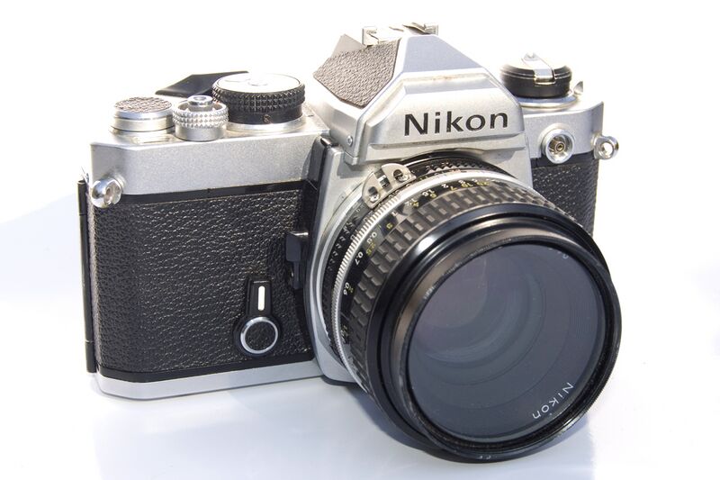 Файл:Nikon FM.jpg