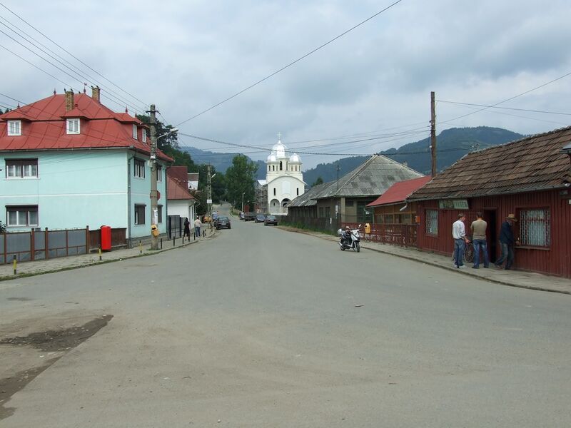 Файл:Vişeu de Sus, ulice.jpg