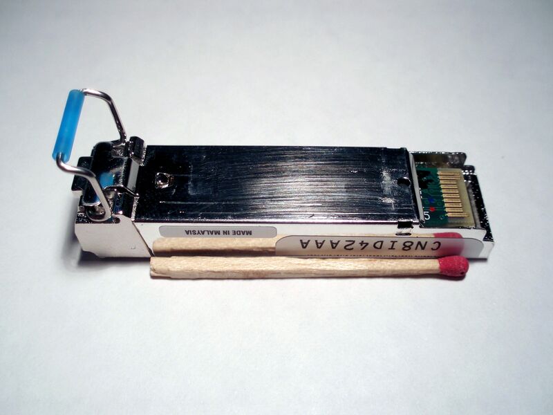 Файл:SFP-side.jpg