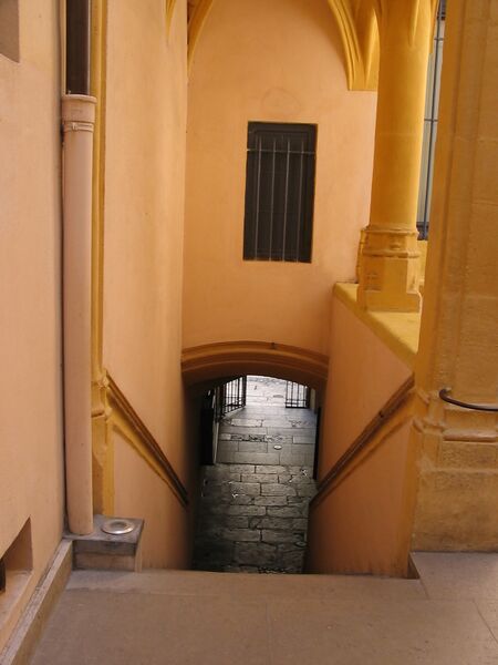 Файл:Traboule de Lyon 011.JPG