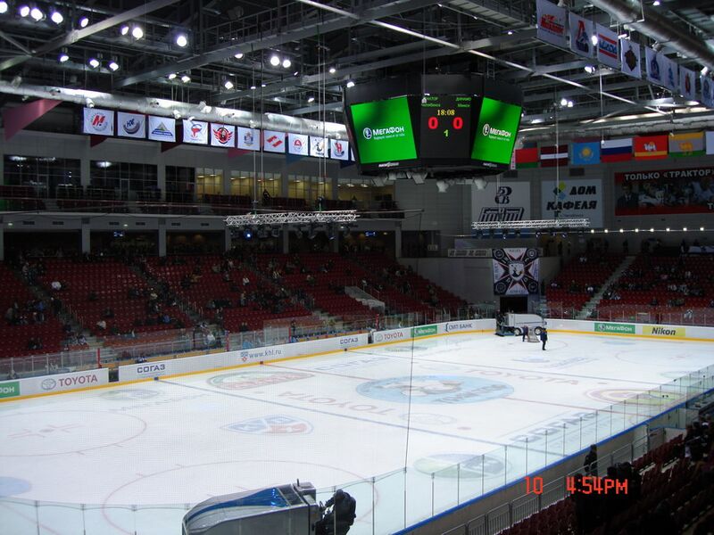 Файл:Traktor Arena (inside).jpg