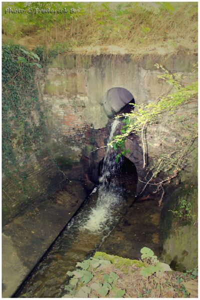 Файл:Aqueduc de Castanet Tolosan.JPG