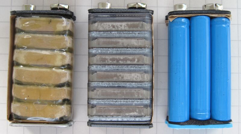 Файл:9V innards 3 different cells.jpg
