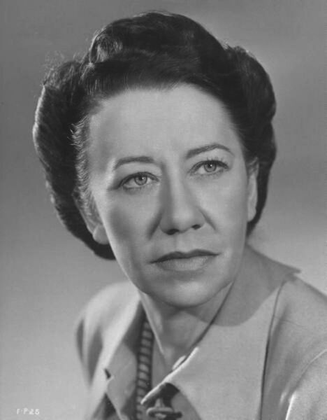 Файл:Studio publicity Flora Robson.jpg