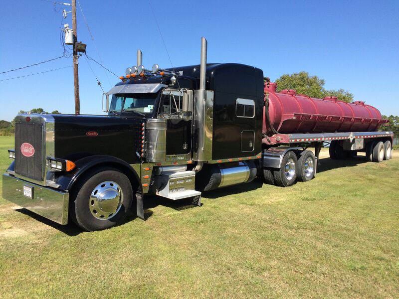Файл:2003 Peterbilt 379.jpeg