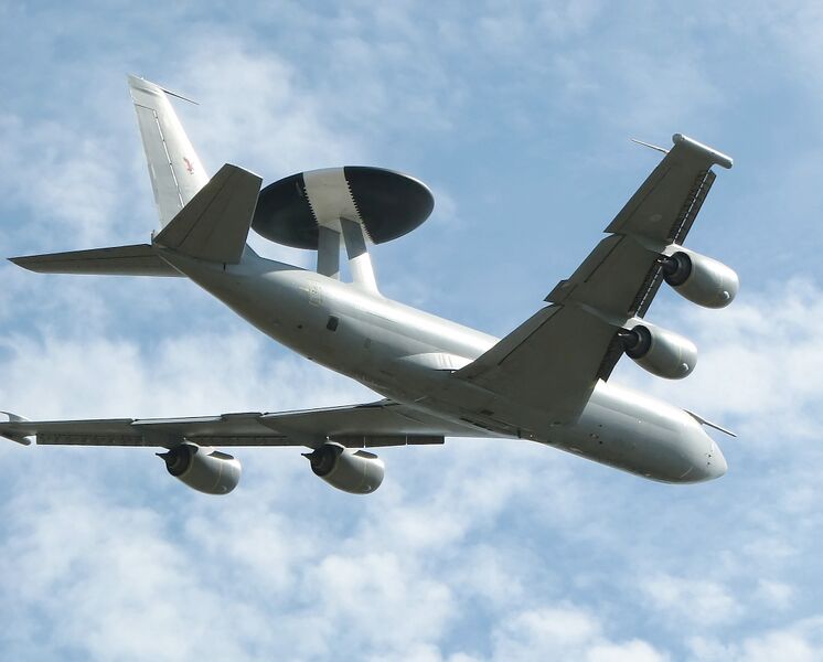 Файл:Boeing.e3-d.sentry.underside.arp.jpg
