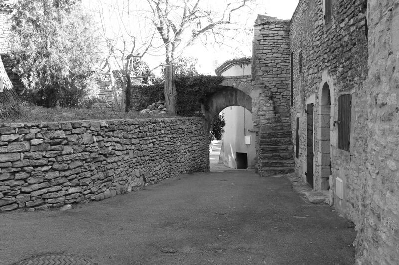 Файл:Goult-Bastide.JPG