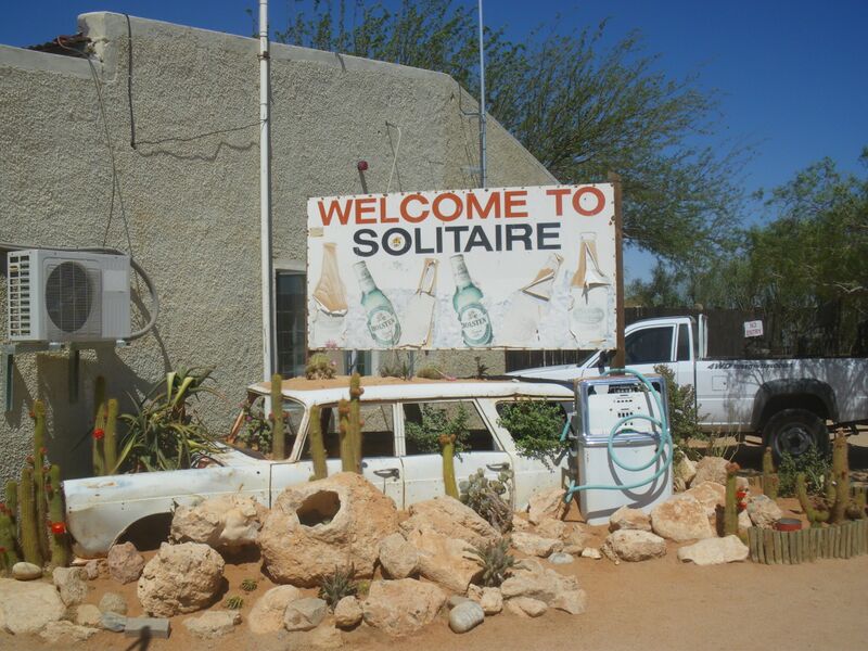 Файл:Solitaire, Namibia01.jpg