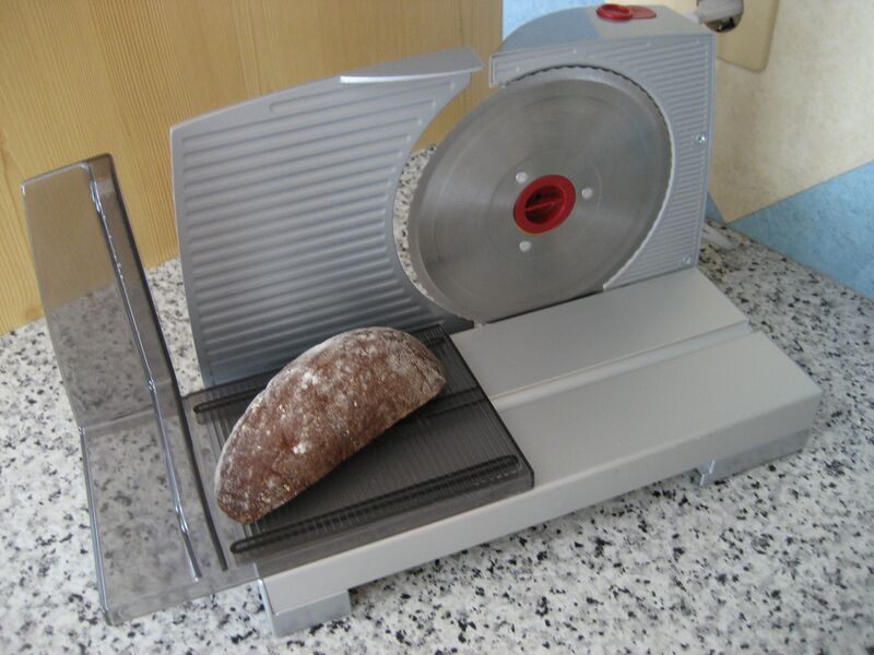 Файл:Brotschneidemaschine-01.JPG