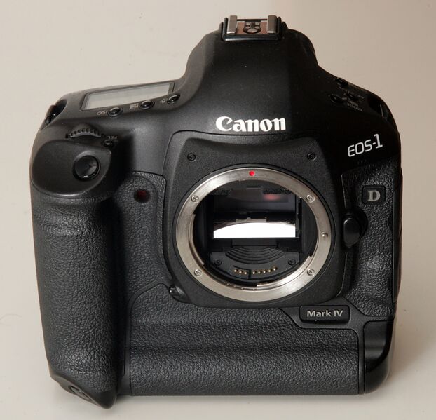 Файл:EOS1D 4.jpg