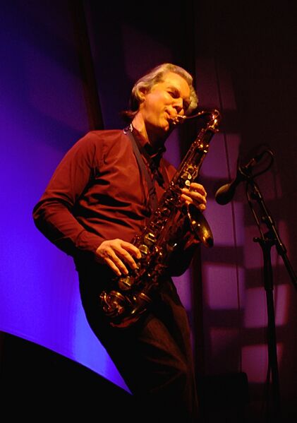 Файл:JanGarbarek retouched.jpg