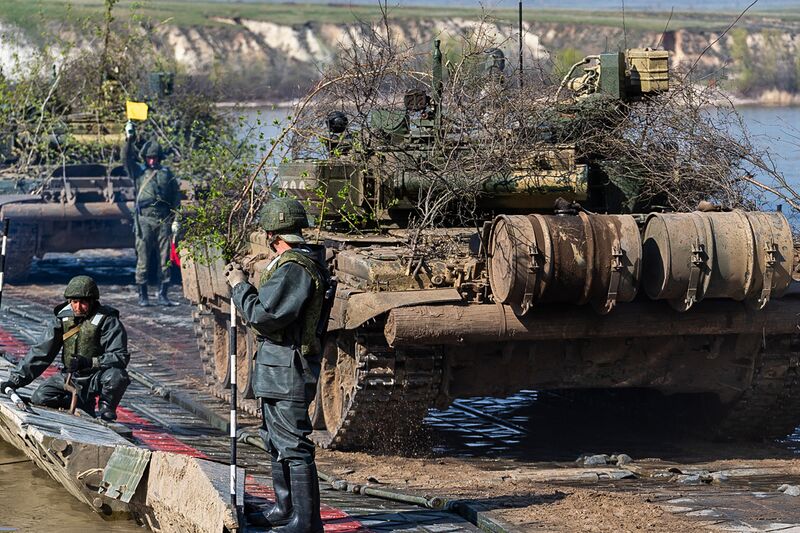 Файл:MotorizedRifleExercise2019-09.jpg