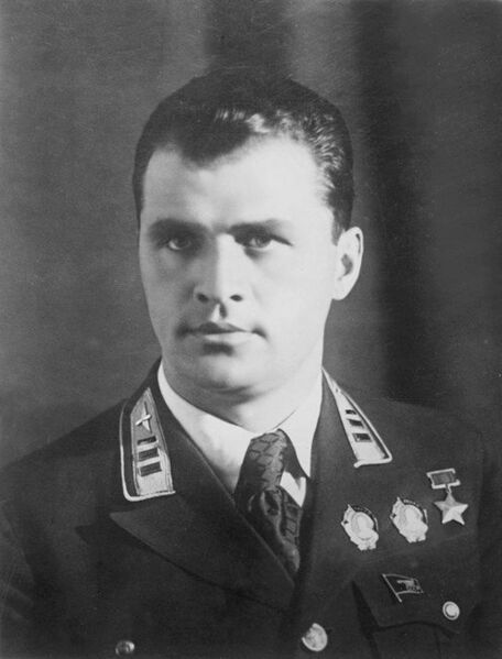 Файл:Stepan Suprun, 1940.jpg