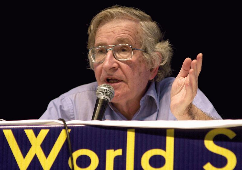 Файл:Noam Chomsky WSF - 2003.jpg
