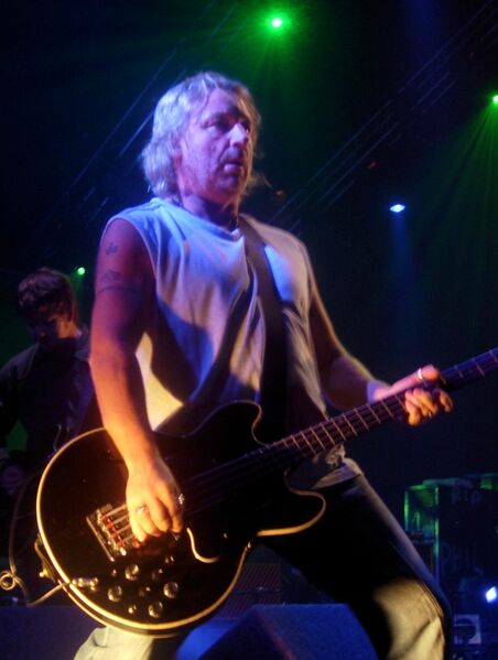 Файл:Peterhook.jpg