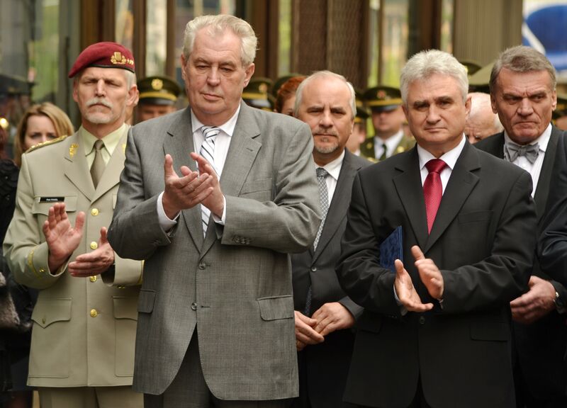 Файл:Zeman Rozhlas 2013.JPG
