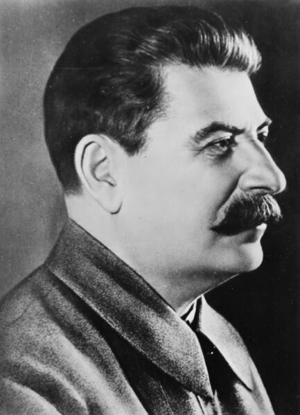 Файл:JStalin Secretary general CCCP 1942.jpg