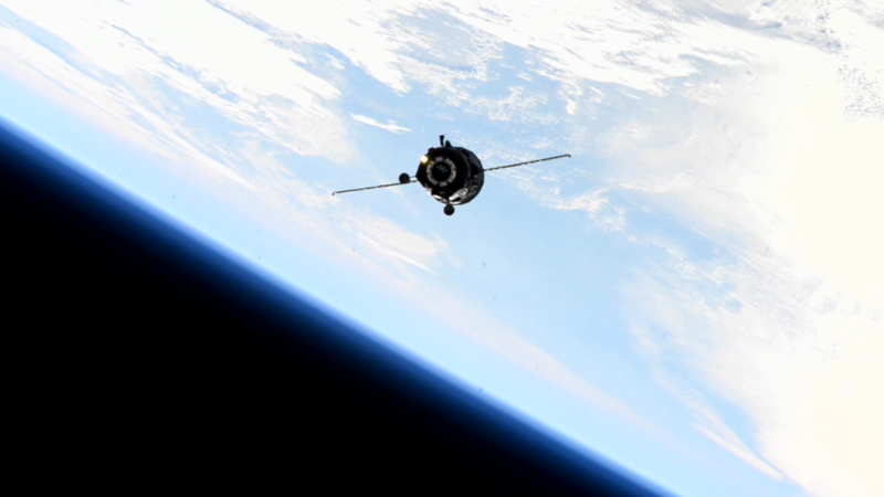 Файл:Progress 89 docking.png