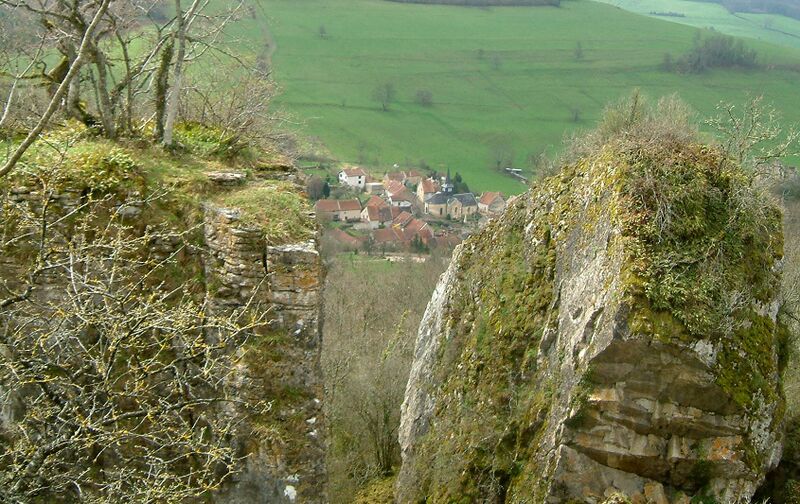 Файл:Saffres - Falaises.JPG