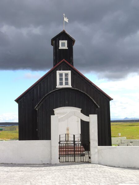 Файл:Hafnir Kirche 2.jpg