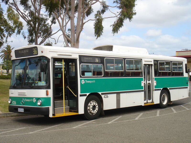 Файл:MBO305-307-Transperth.JPG