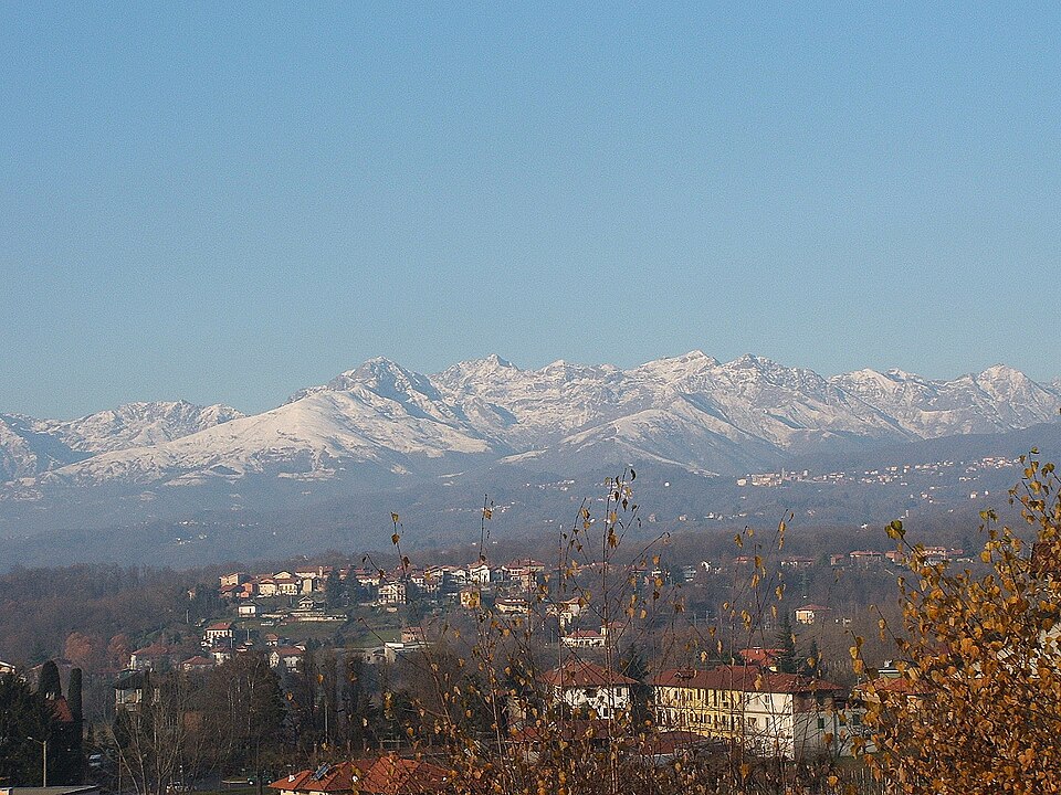 Файл:Lessona-paesaggio.JPG